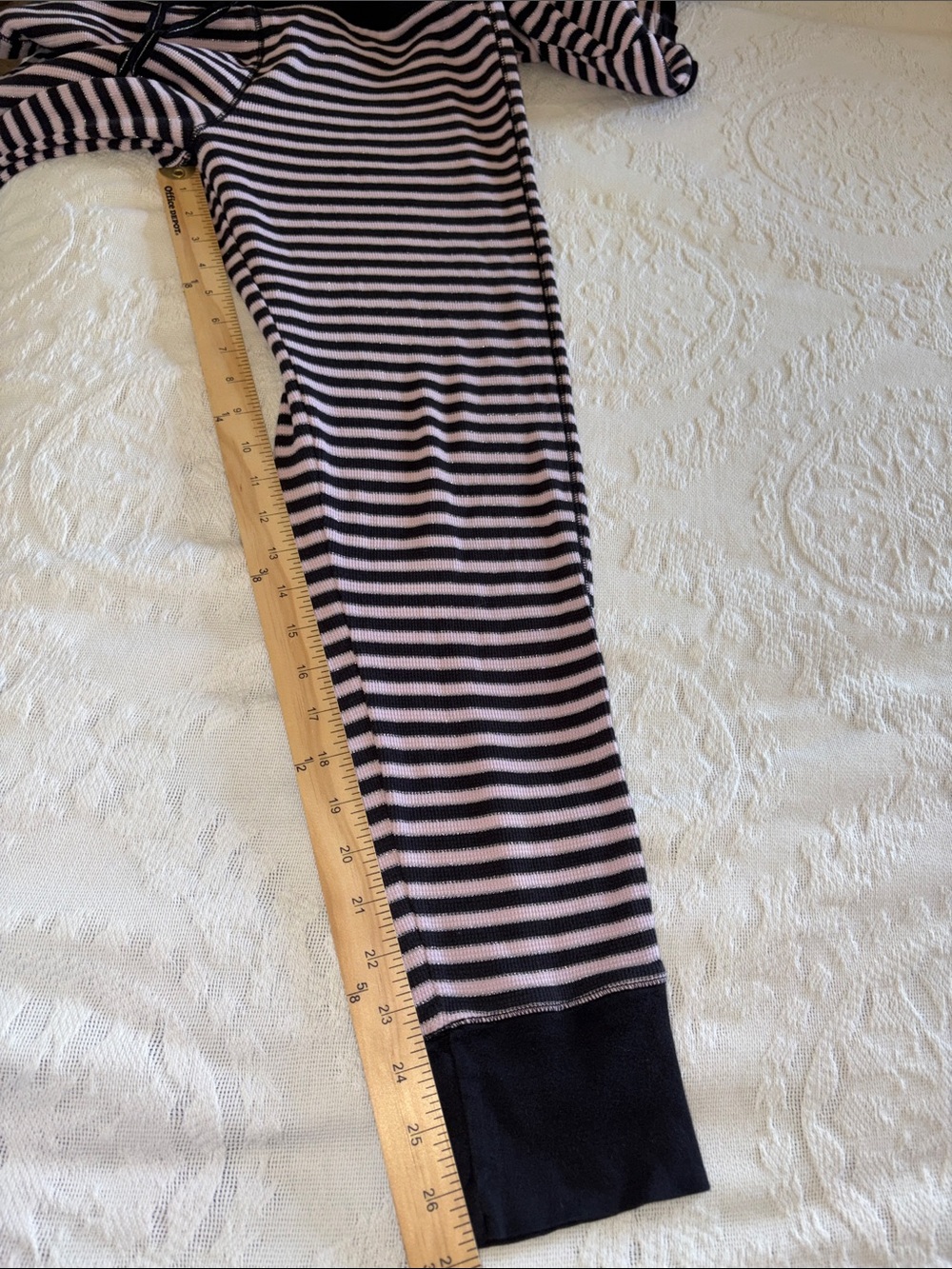 Victoria Secret Striped Pink and Black Womens Pajama Set EUC L - Picture 9 of 12